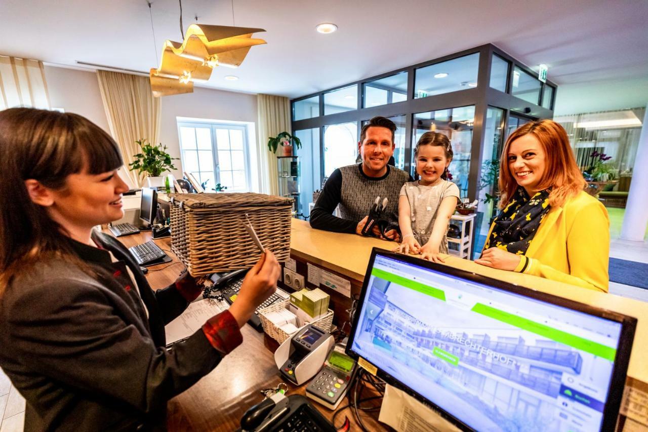 Lambrechterhof - Das Naturparkhotel Sankt Lambrecht Esterno foto